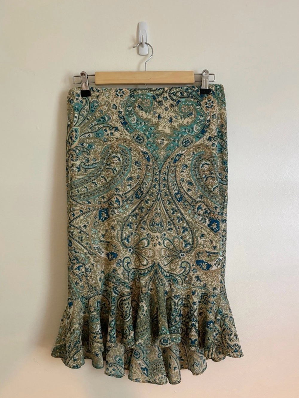 Express Paisley Ruffle-Hem Midi Skirt in Teal and Cream